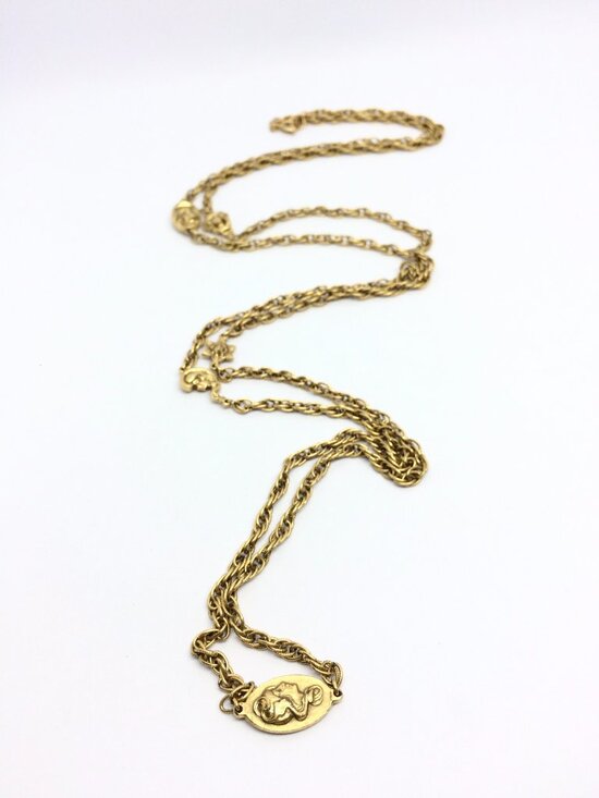 70s Art Nouveau Style Lady Face Modernist Necklace | Gold  VINTAGE ART NOUVEAU Lady Necklace Face Gold Tone Rope Chain Long 52\